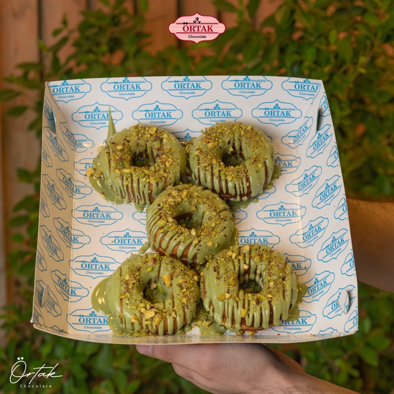 دونات بستاشيو