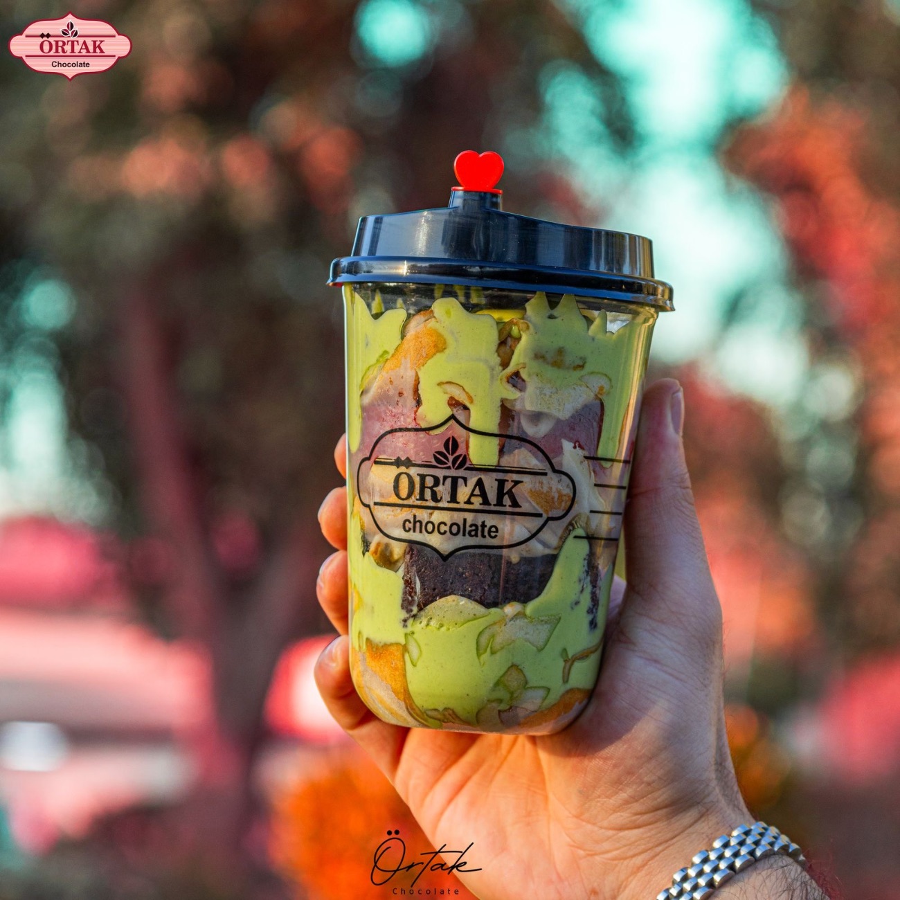 مكس كوب بستاشيو