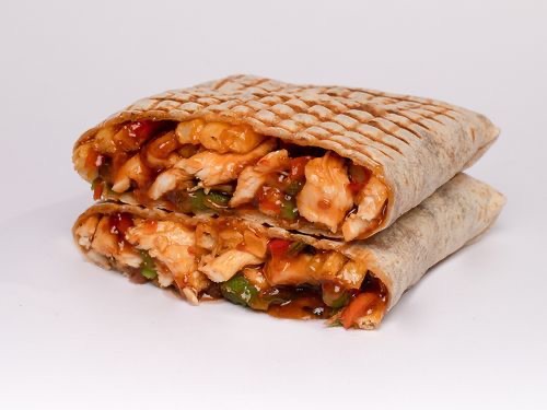 Sweet Chili Taco - Çıtır Tavuk Parçaları, Iceberg Marul, Patates Kızartması, Renkli Biberler, Tane Mısır, Ev Yapımı Sweet Chili