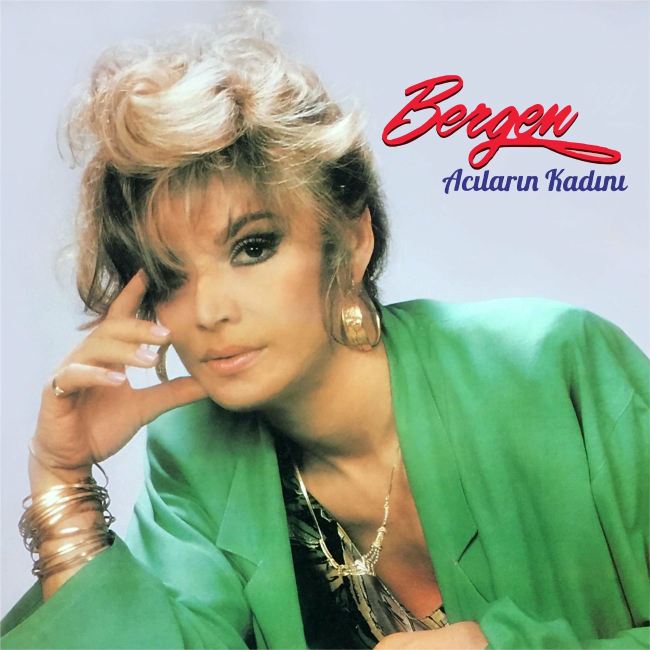 Bergen Burger (Az Acılı) - 2x70 Gr. Kaburgadan Marine Köfte,Double Cheddar Peyniri, Füme Kaburga, Kıtır Soğan, Acı Biber Reçelli Relish, Cajun Churros Patates ve Soğan Halka