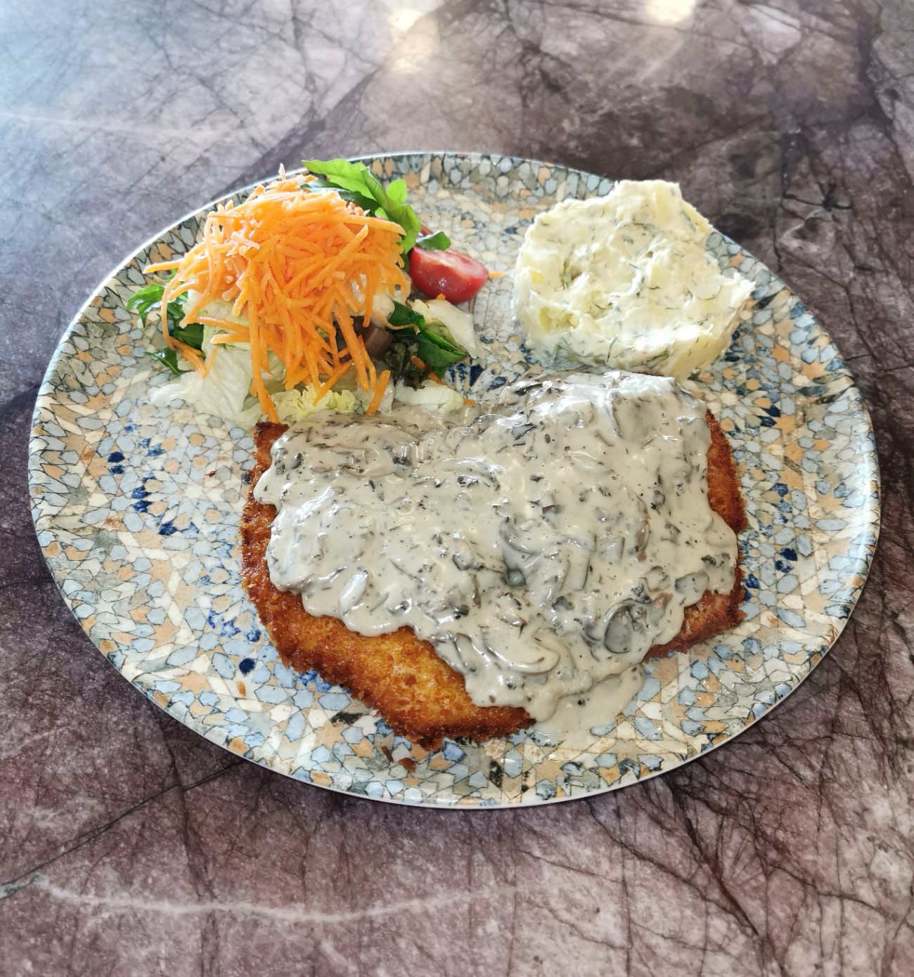 Mantar Soslu Grade Schinitzel - 