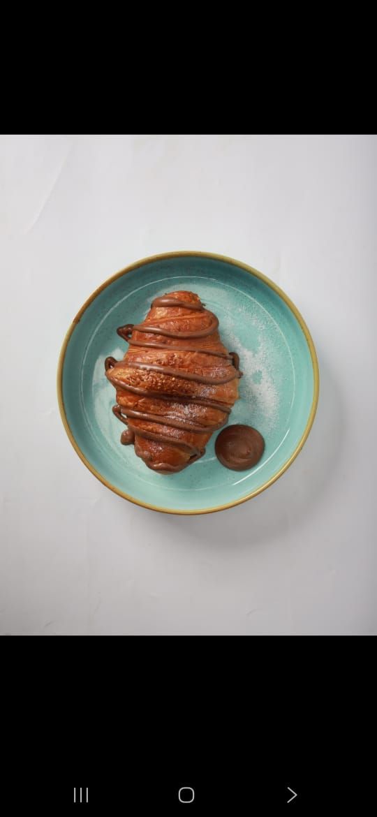 كرواسون محشي جبن ومربى