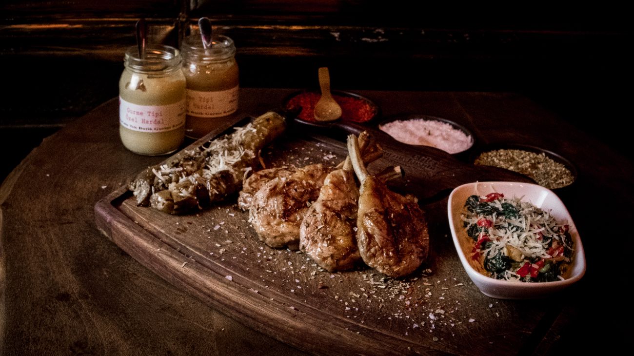 Kuzu Pirzola /Lamb Chops - 