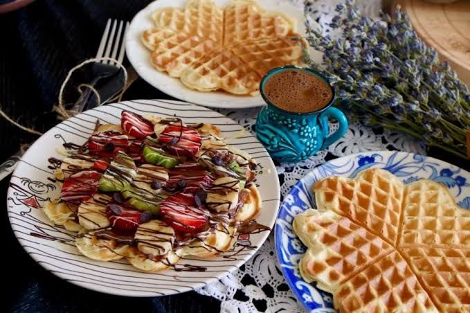 ÇİKOLATALI WAFFLE