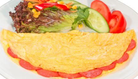 Sucuklu Kaşarlı Omlet