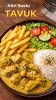 Köri Soslu Tavuk(دجاج بصلصة الكاري)
