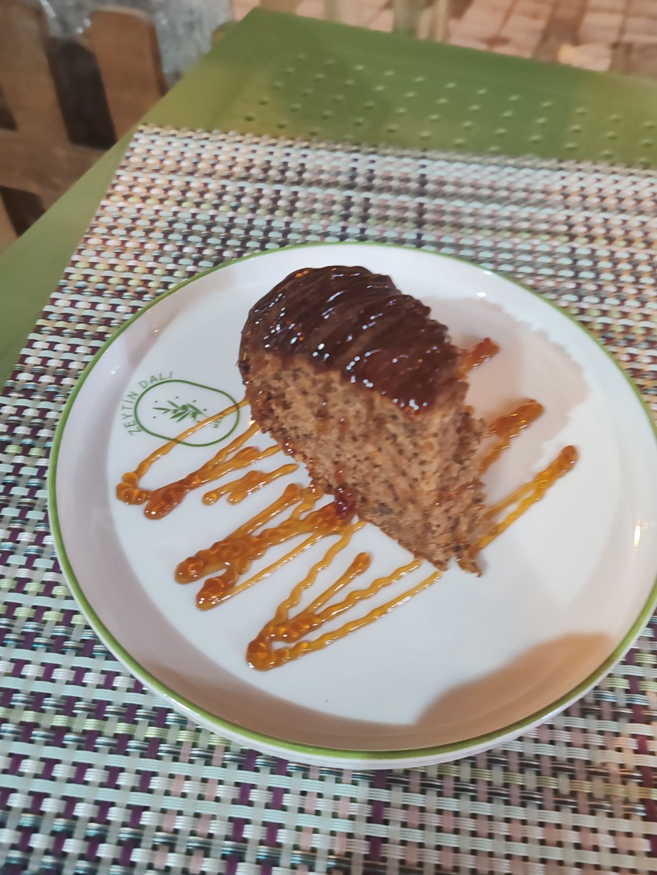 Havuçlu Cevizli Kek - 