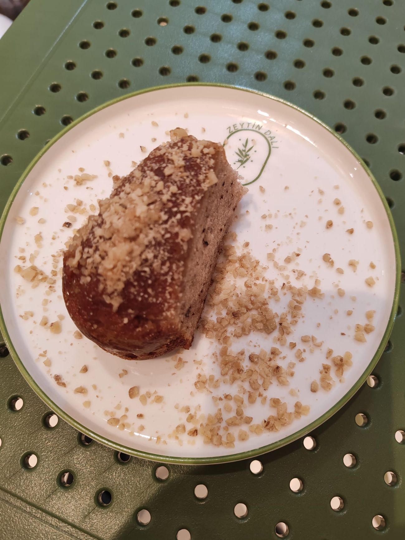 Elmalı Cevizli Kek - 