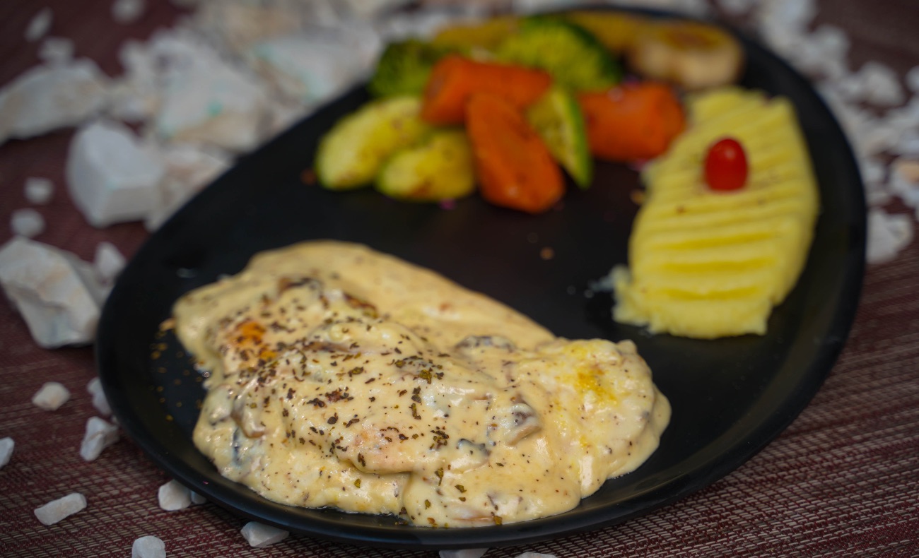 طبق دجاج الفونجي