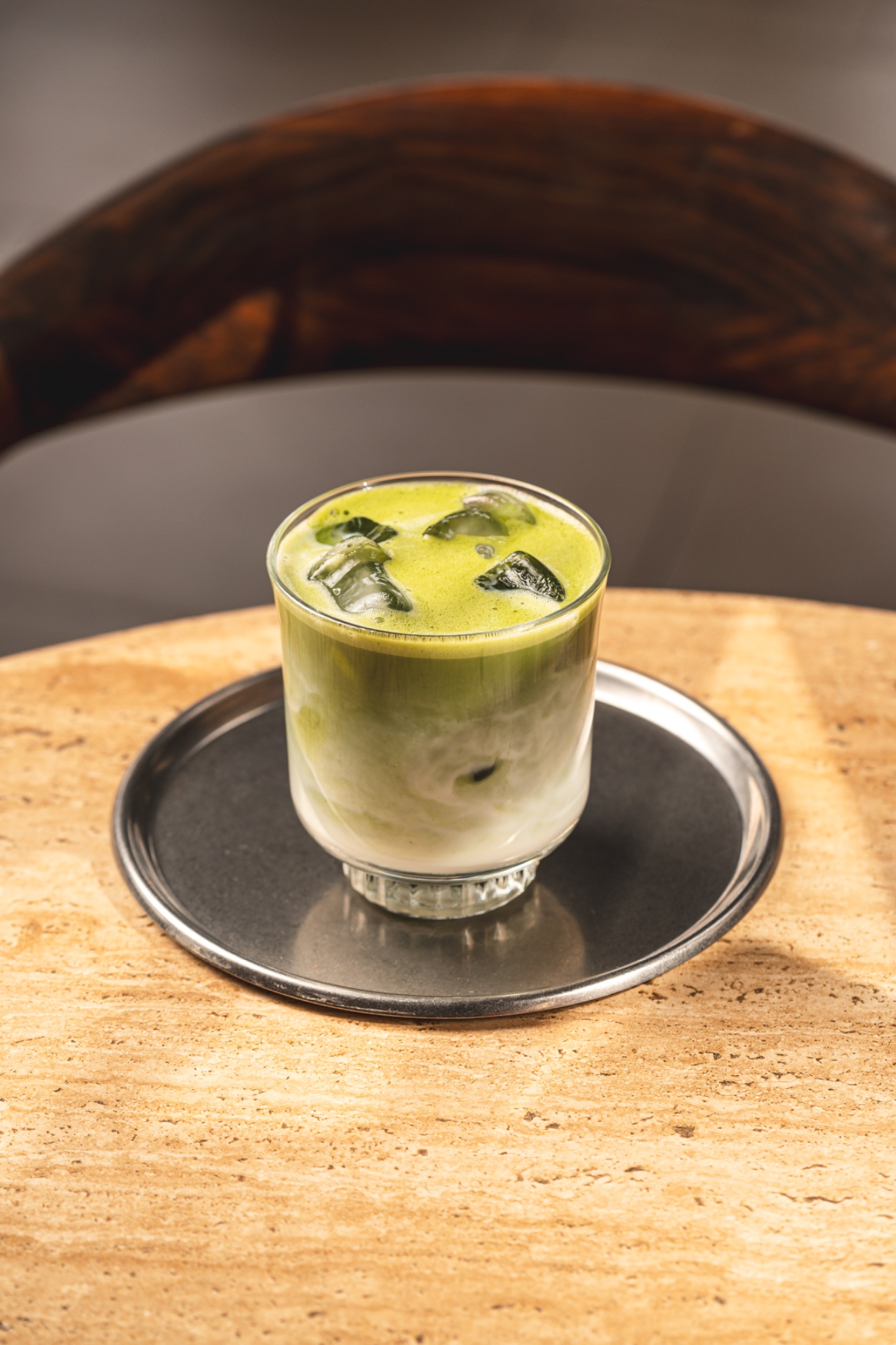 Vanilla Matcha - Madagaskar vanilya, süt, matcha çayı ile hazırlanır. Soğuk servis edilir.