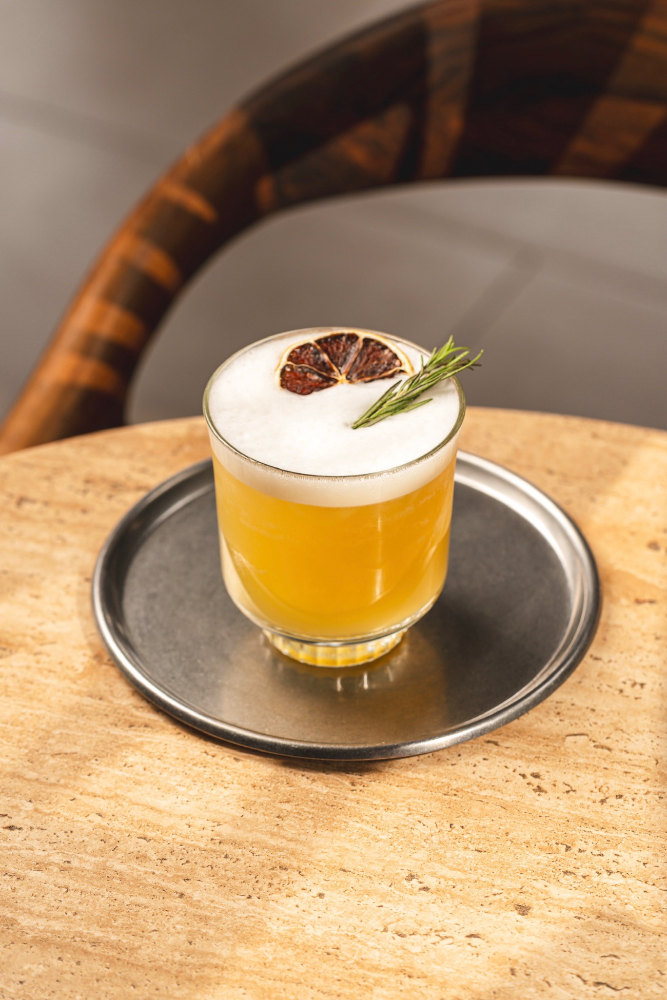 Satsuma Lemonade - Soğuk sıkım satsuma mandalinası, Japon narenciyesi, çarkıfelek meyvesi, limon zest, kurutulmuş portakal, taze rozmarin