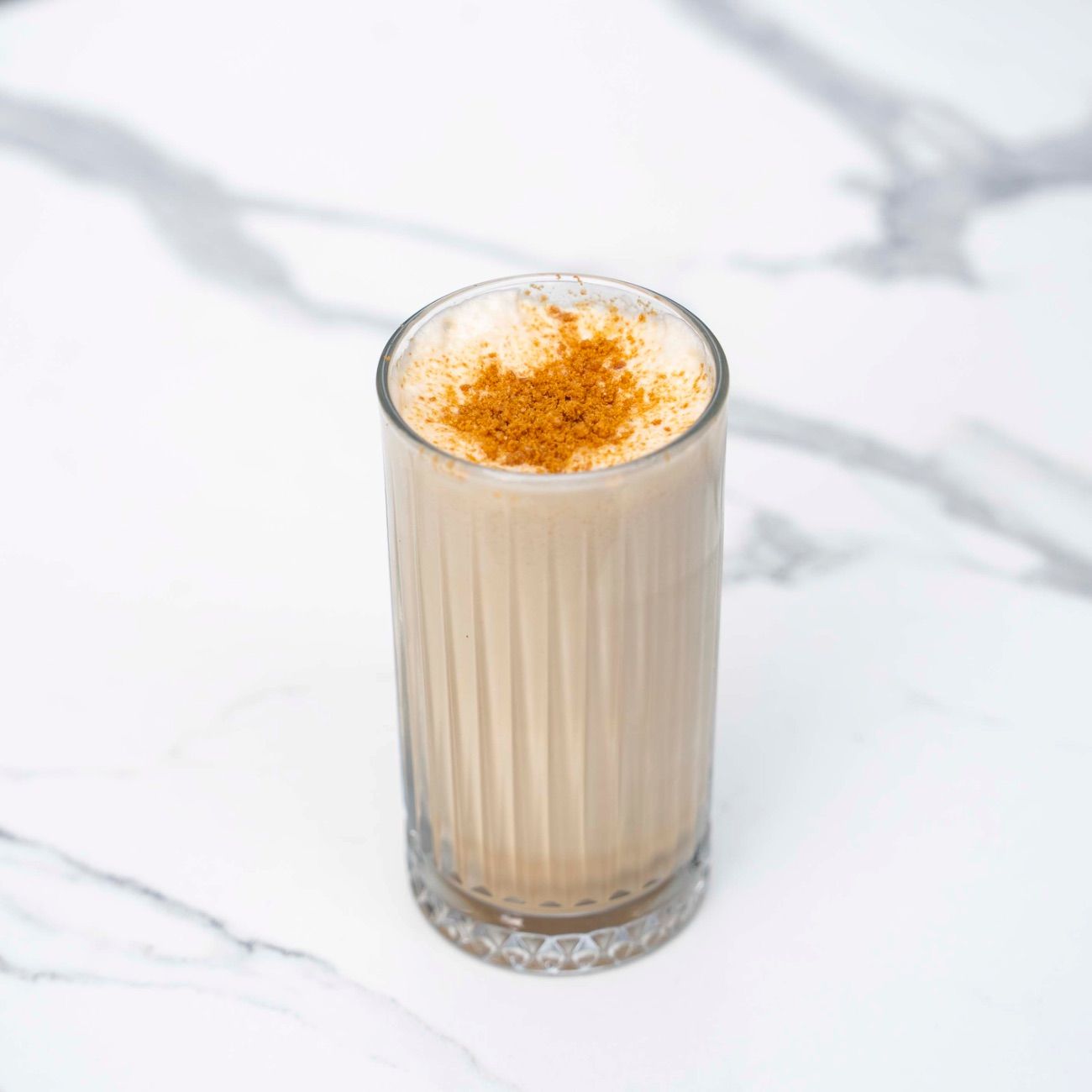 Leon - Karamel, espresso, süt.