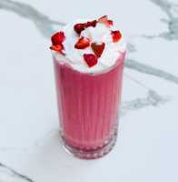 Çilekli Milkshake
