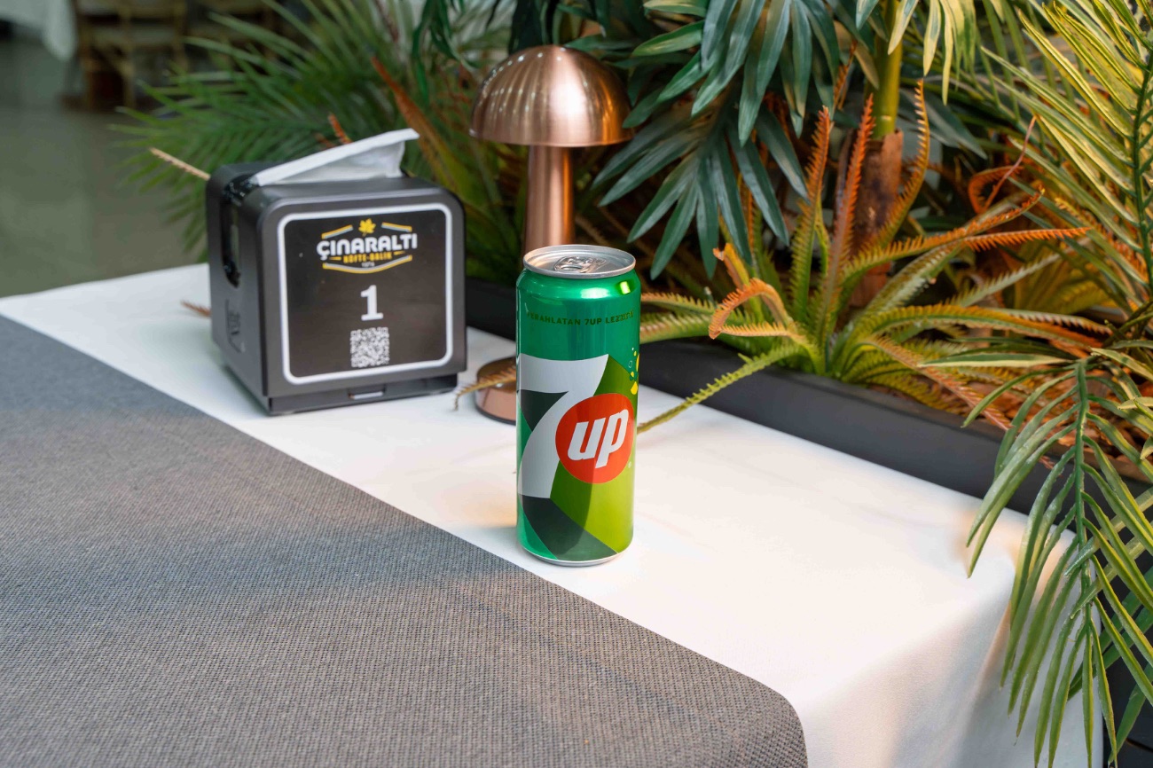 7 Up - 