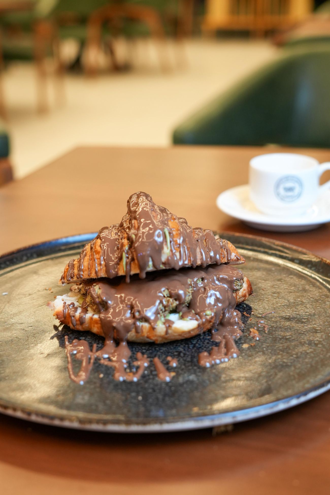 كرواسون نوتيلا وكندر