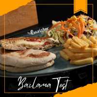 Kaşarlı Bazlama Tost