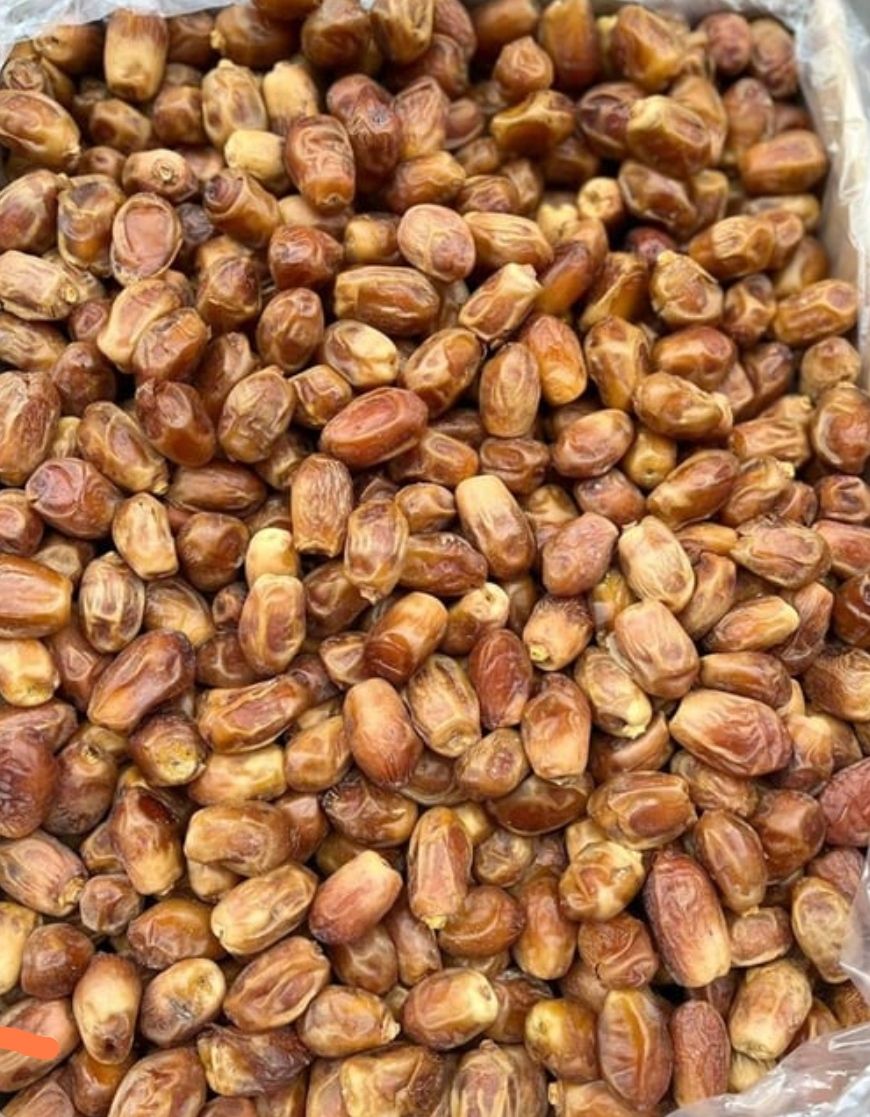 Bağdat Hurması 1 kg - Ürün Yeni mahsul olup tamamen organiktir hiçbir işlem görmemiştir.Bu ürün özellikle şırası az olması nedeniyle şeker hastaları için tercih edilmektedir.