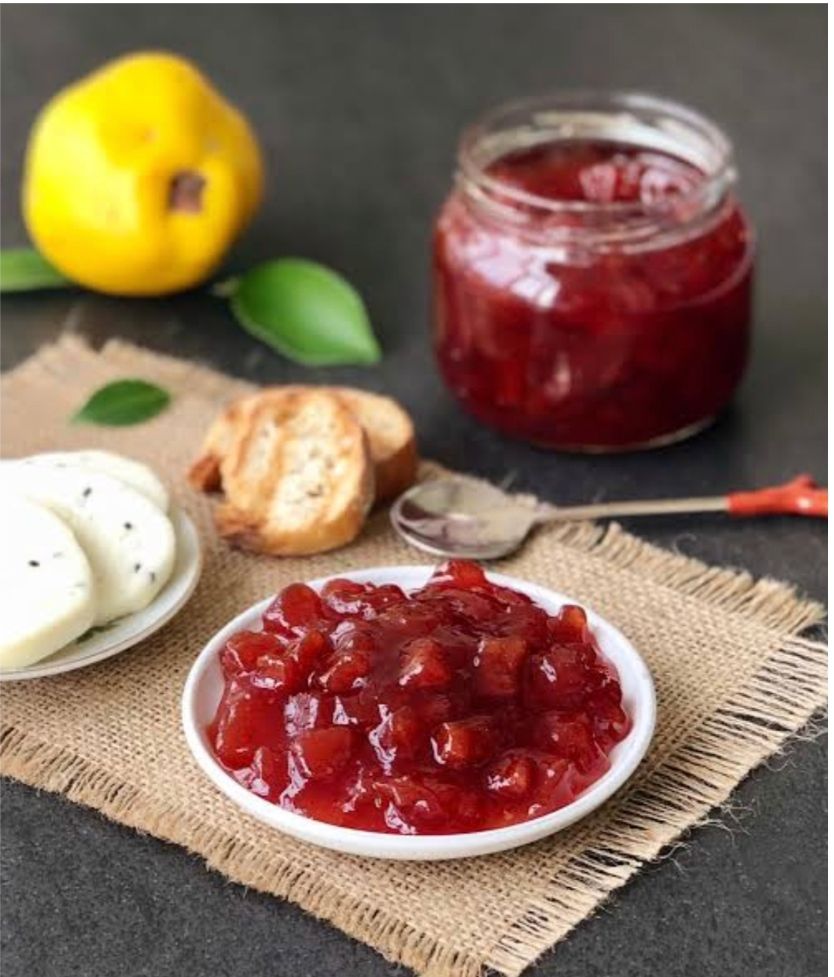 Ayva Reçeli 850 gr - %100 Doğal EV yapımı Hatay Ayva reçeli Pancar şekeriyle yapılmıştır MİS gibi