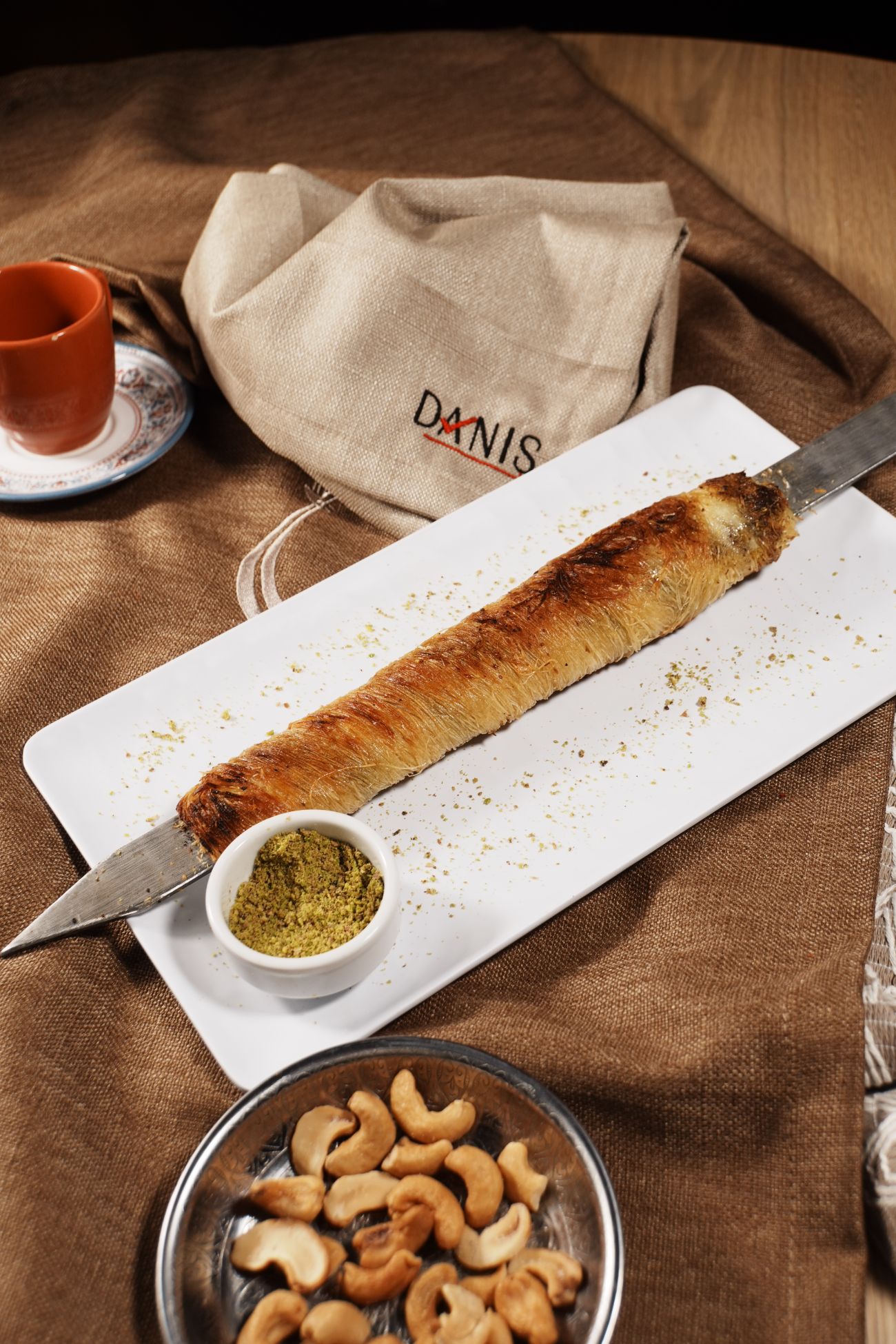 ŞİŞTE KÜNEFE - İki kişilik servis edilir.