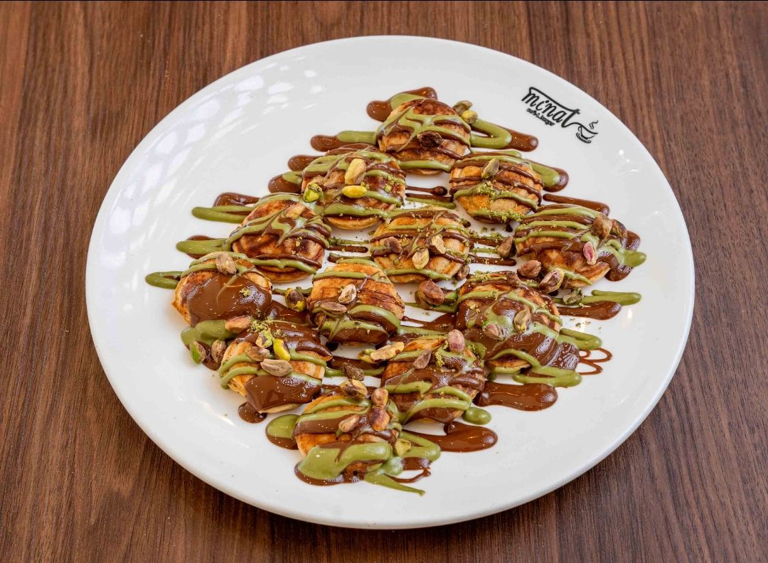 مني بان كيك بستاشيو