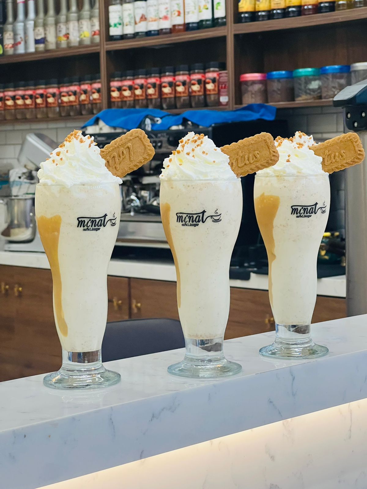 ميلك شيك لوتس