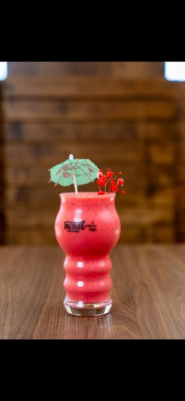 سموذي فواكه حمراء