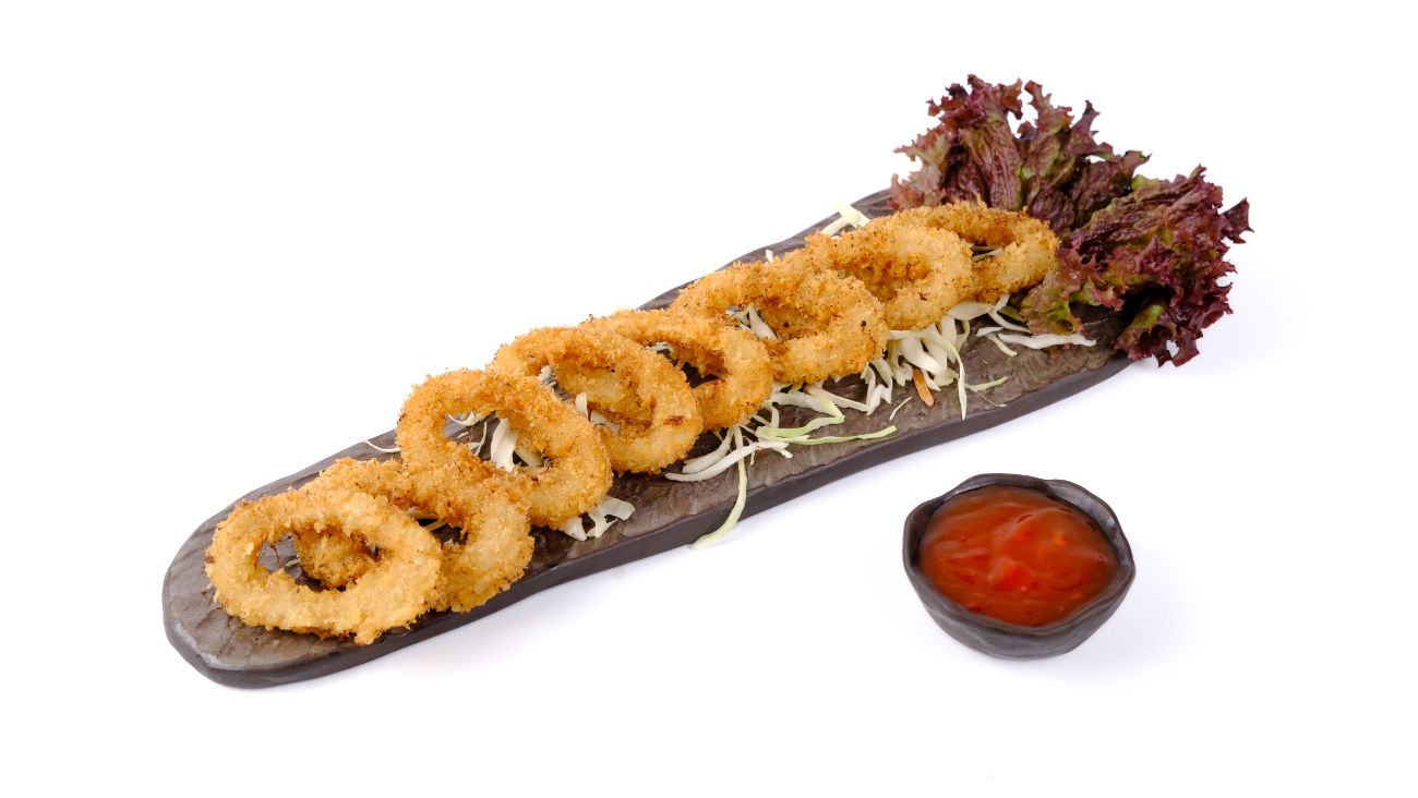Kalamar Tempura - 8 Adet Olarak Sweet Chili Sos ile Servis Edilmektedir.