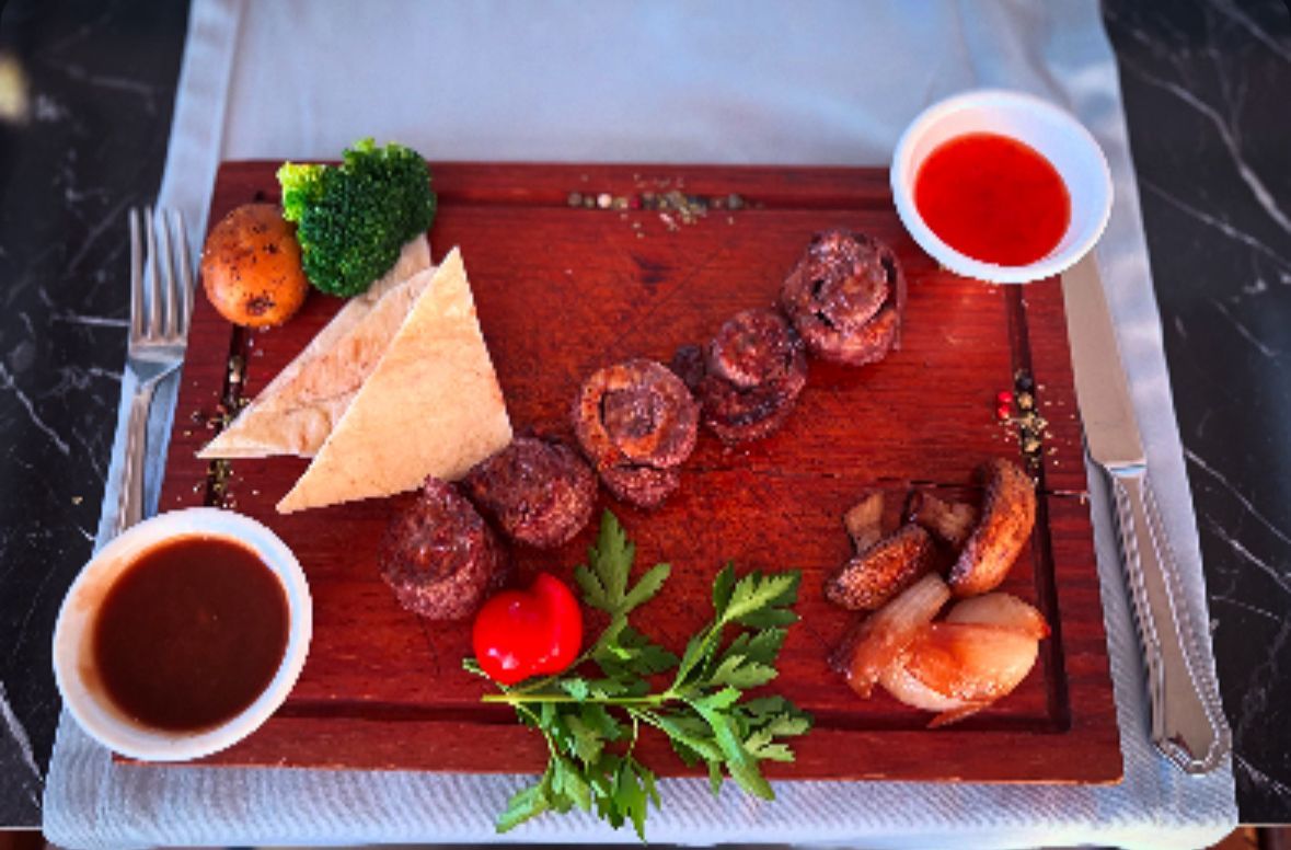BİFTEK SARMA