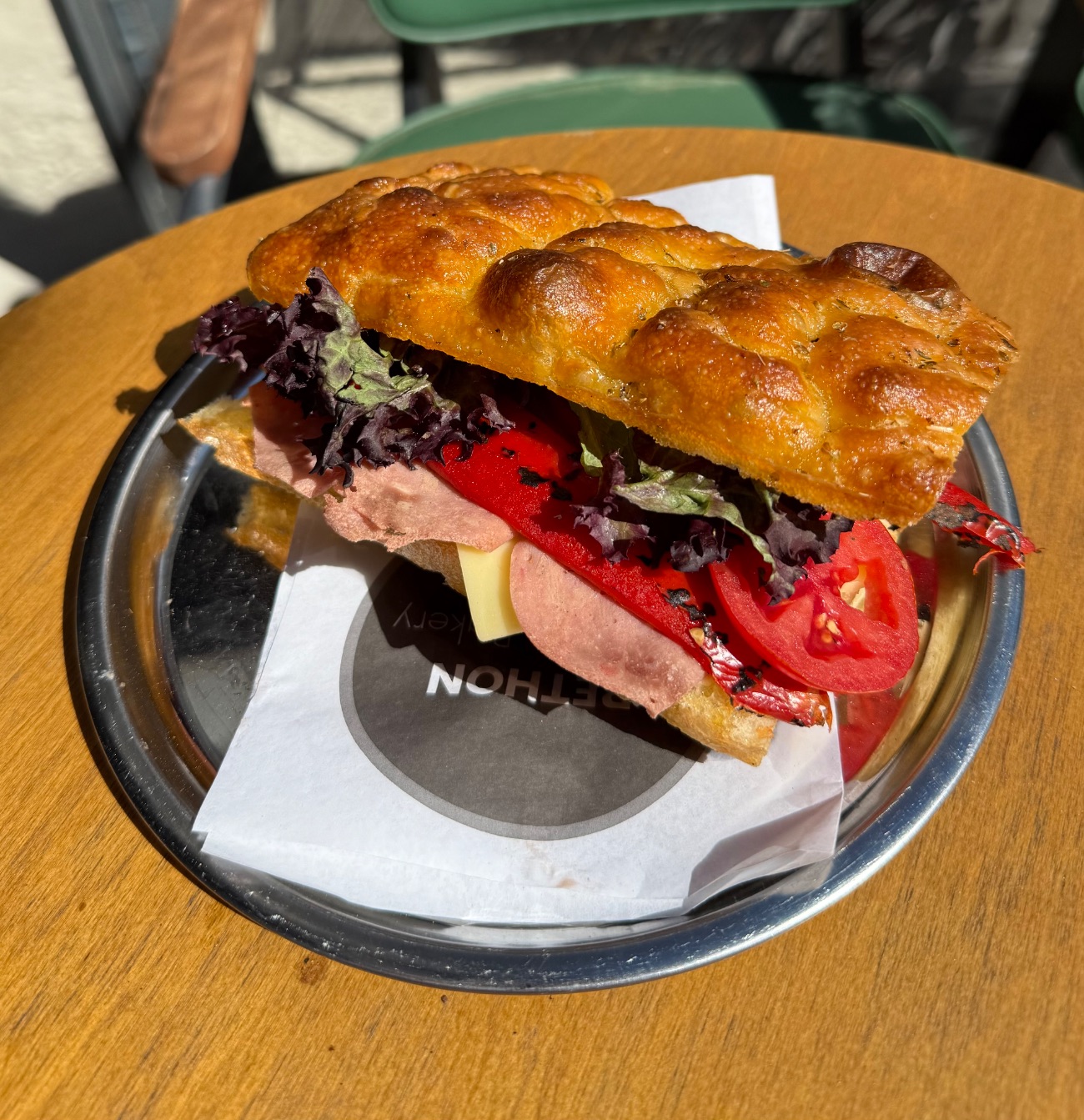 Enchilada Foccacia Sandviç - Enchilada sos, lolorosso, köz biber, domates, dana jambon, kaşar