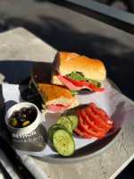 Salam-Kaşar Sandviç