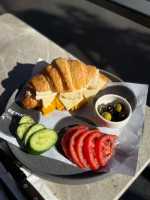 4 Peynirli  Kruvasan Sandviç