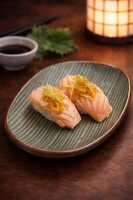 Aburi sake nigiri (2 parça)