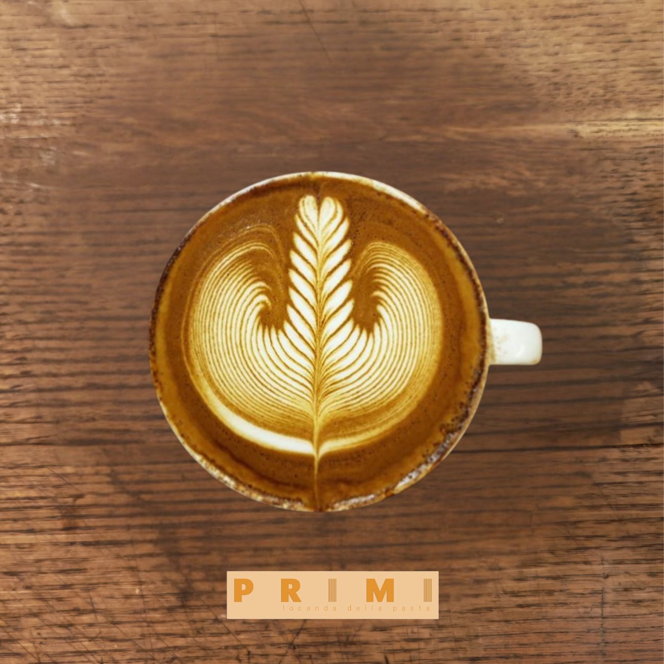 Tuzlu Karamelli Latte - Tatlı karamel ve hafif tuzlu notaların dengesi.