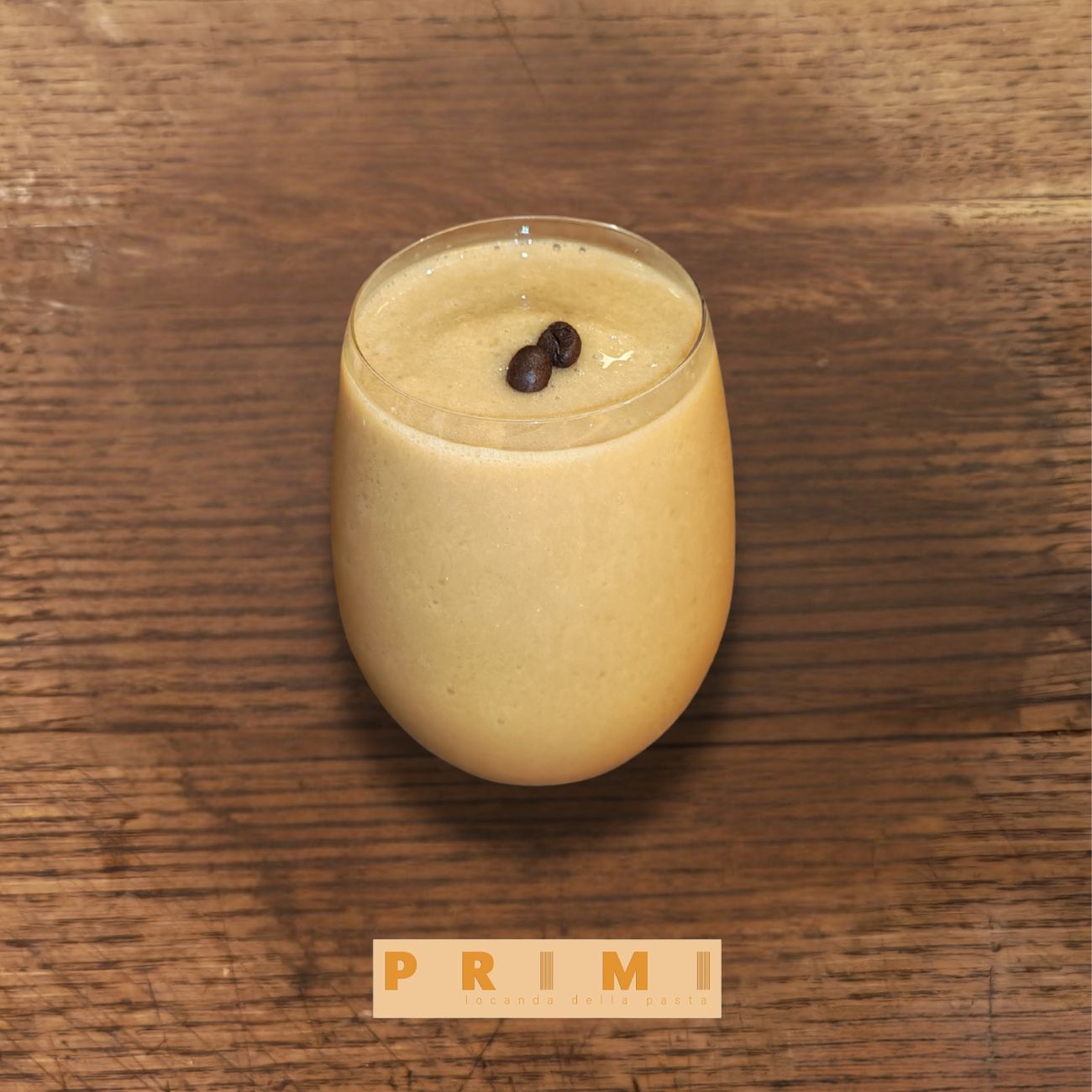 LATTE FRAPPE - Sütlü, hafif ve ferahlatıcı buzlu kahve.