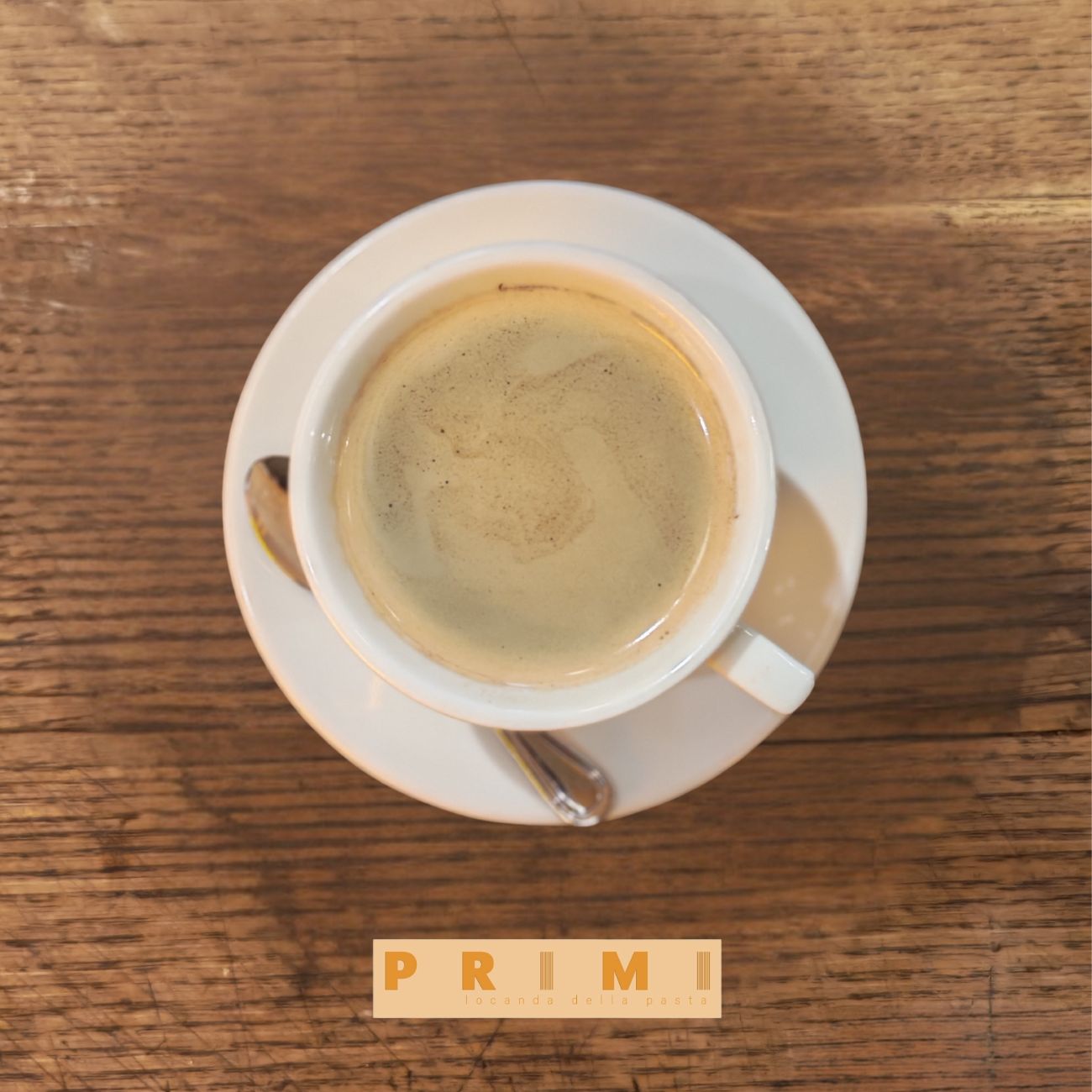 Americano - Espresso ve sıcak su ile hazırlanan yumuşak içimli kahve.