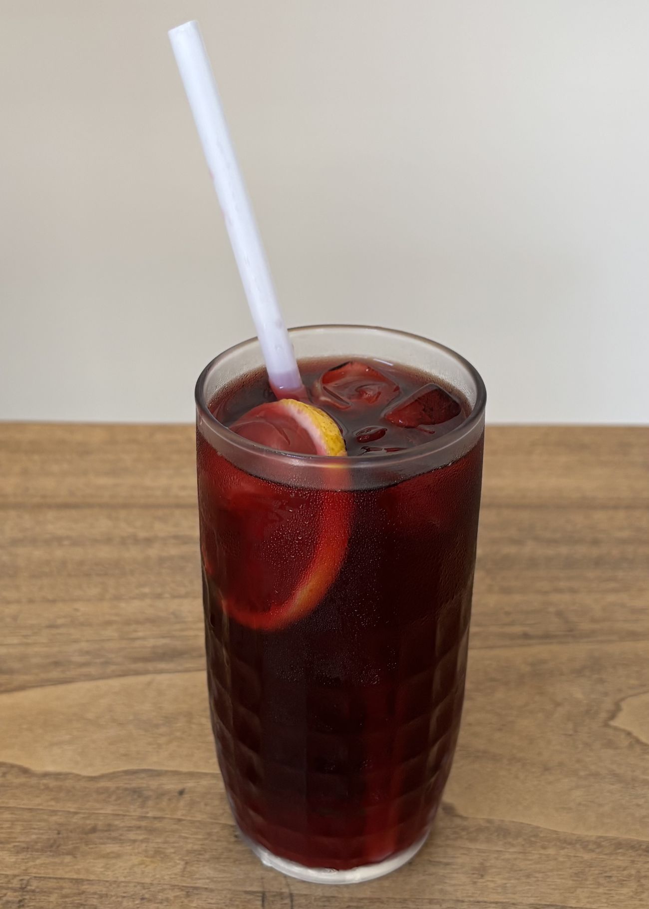 Hibiskuslu Soğuk Çay (Ev Yapımı) - 
