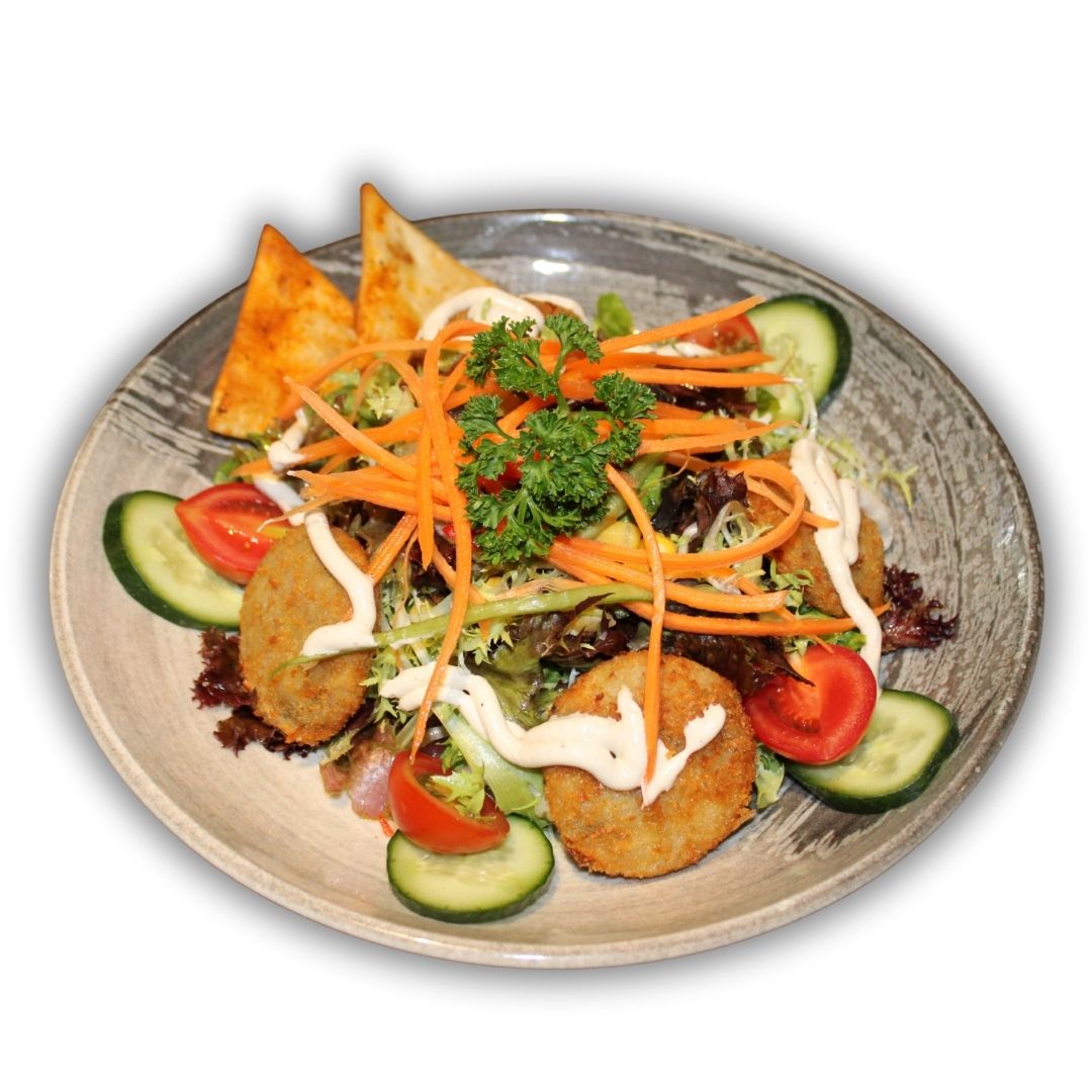 Falafel Salata - el yapımı falafel topları,akdeniz yeşilliği, dilim zeytin,mısır taneleri