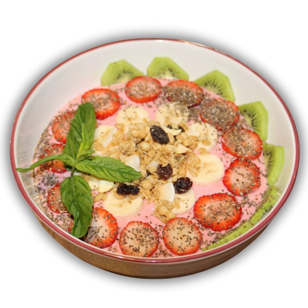 Meyveli Granola - Taze mevsim meyveleri, yoğurt, granola ve çhia tohumu
