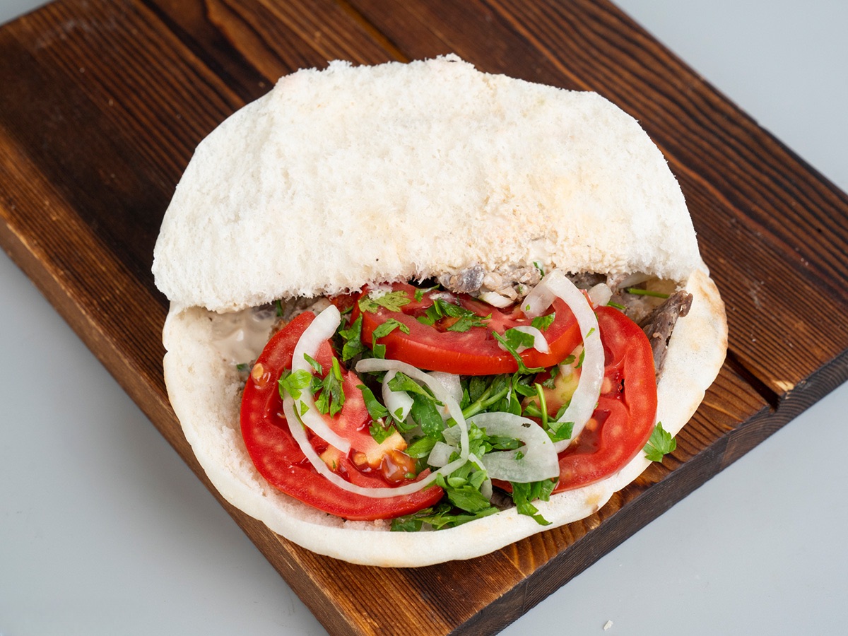 ساندويش شاورما لحم