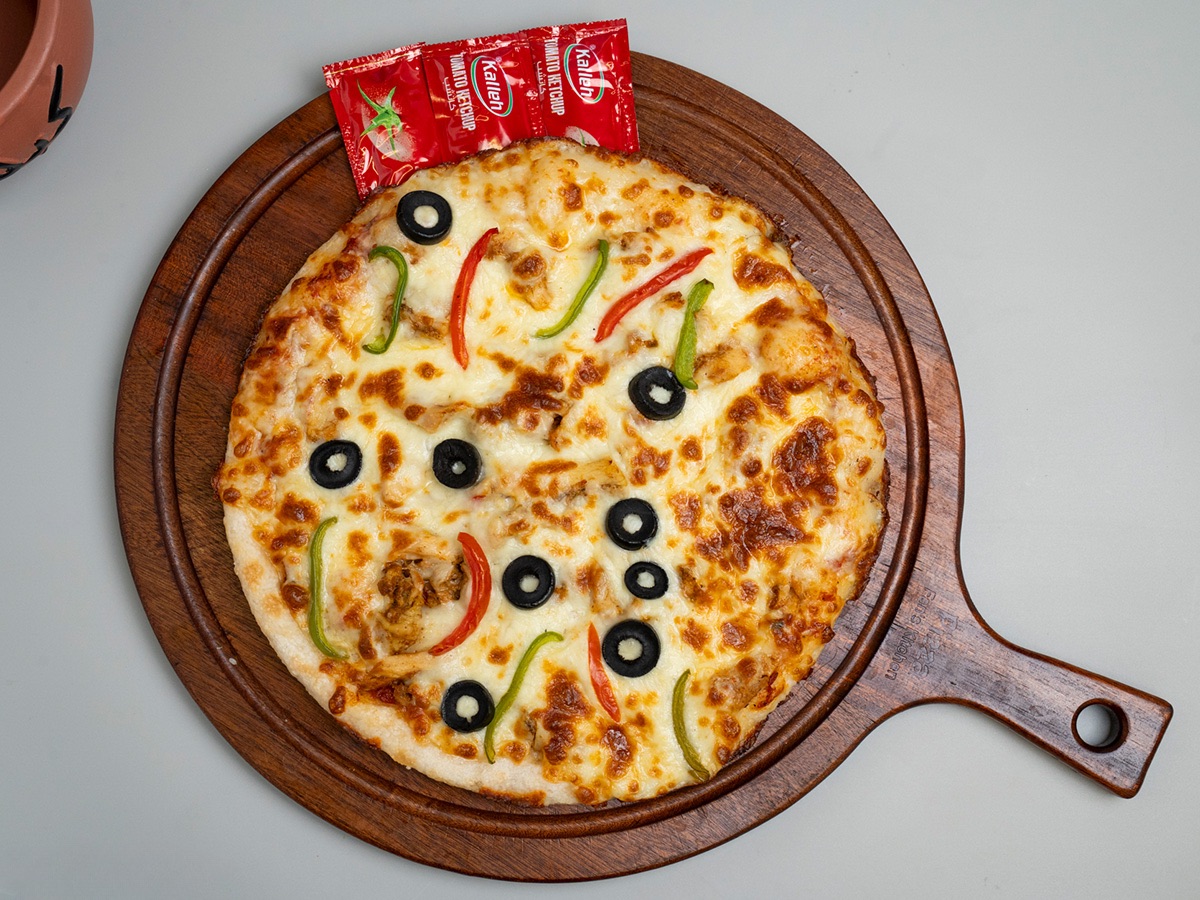 بيتزا شاورما دجاج