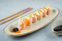 Salmon Spring Roll