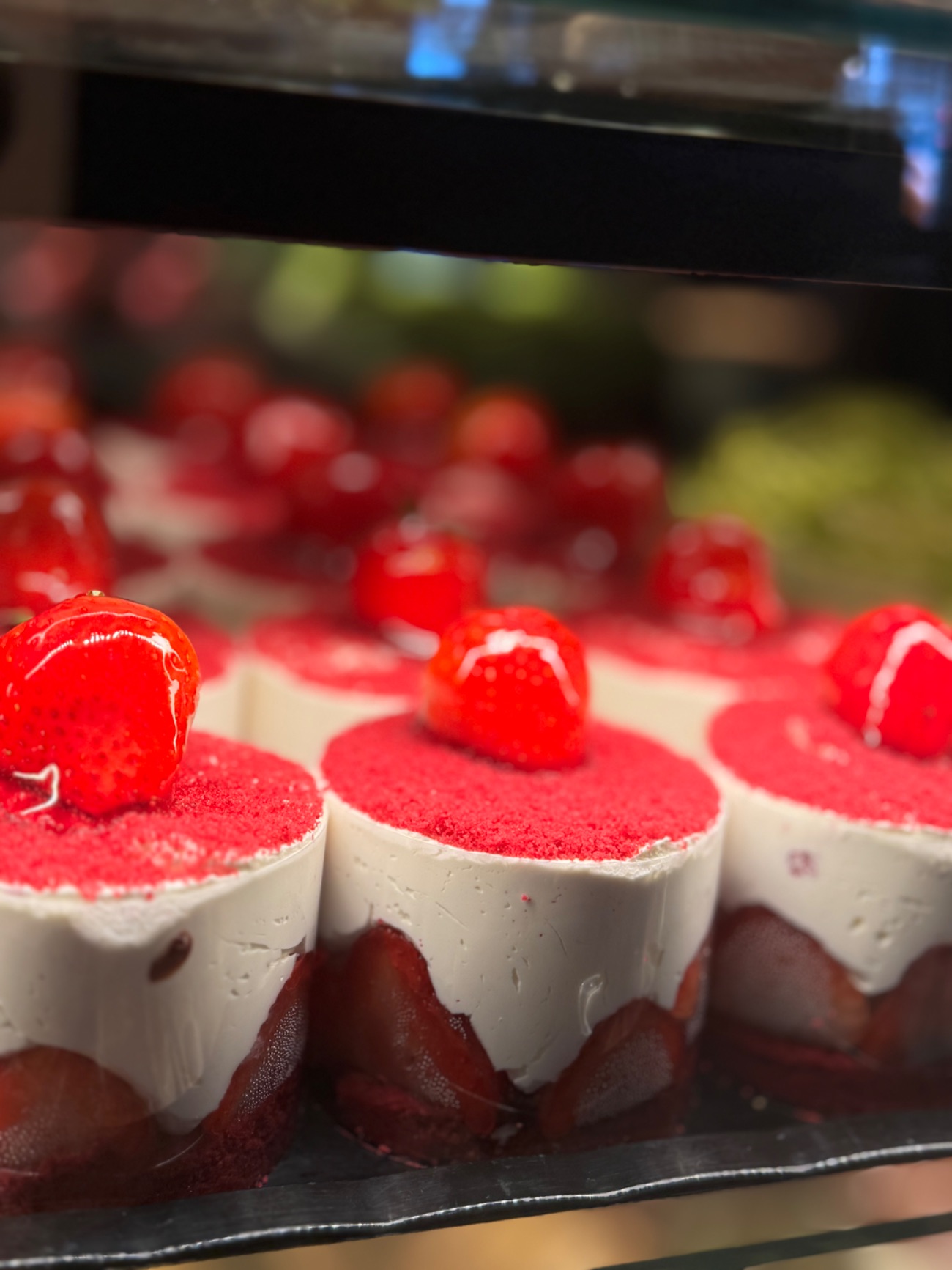 245 Red Velvet - 