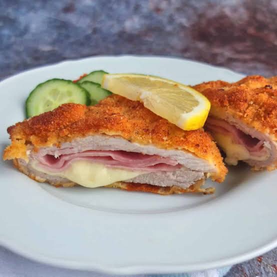 PİLİÇ CORDON BLUE, KAŞIK PATATES