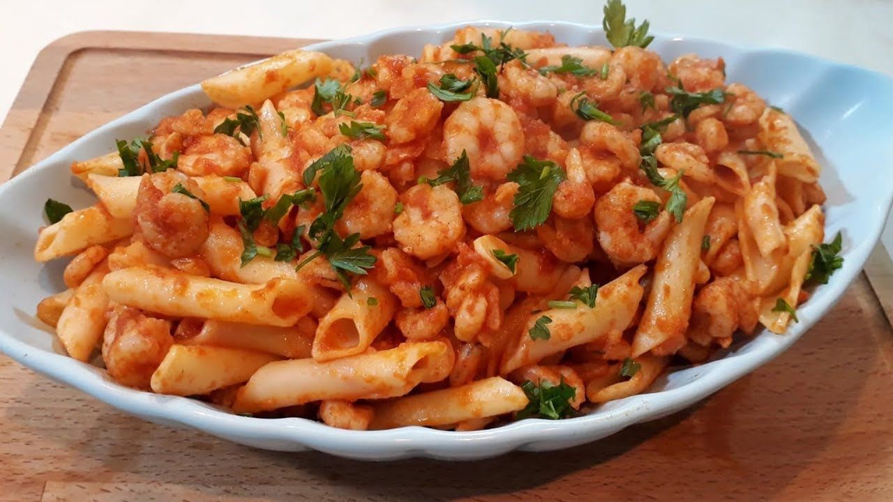 Karidesli Penne - karides, zeytin, domates/sarımsak/şarap ile