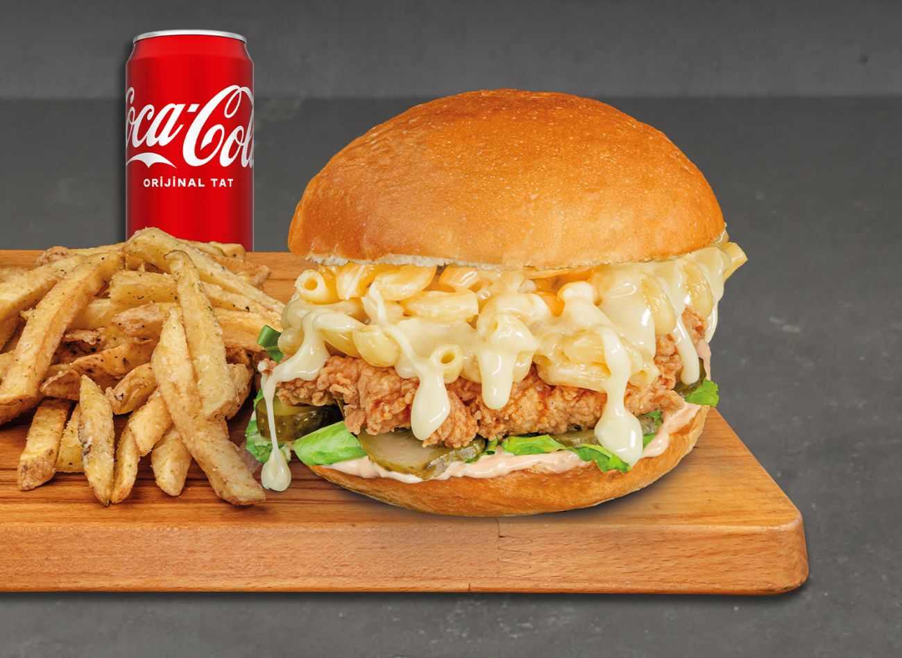 CHEESE BOMB! MAC N CHEESE BURGER