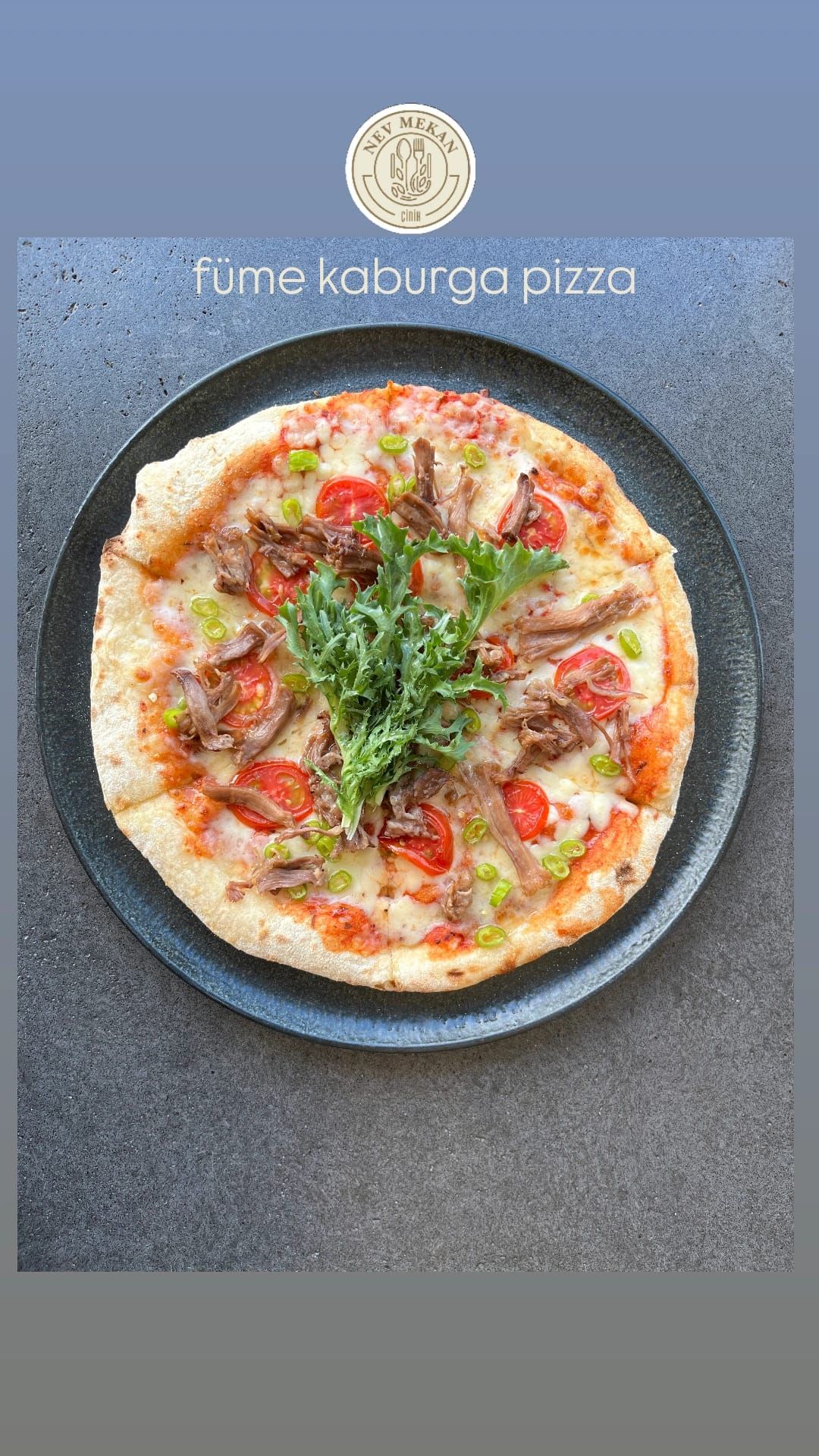 FÜME KABURGA PİZZA - FÜME KABURGA DOMATES YEŞİL BİBER