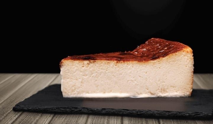 San Sebastian Cheesecake - 