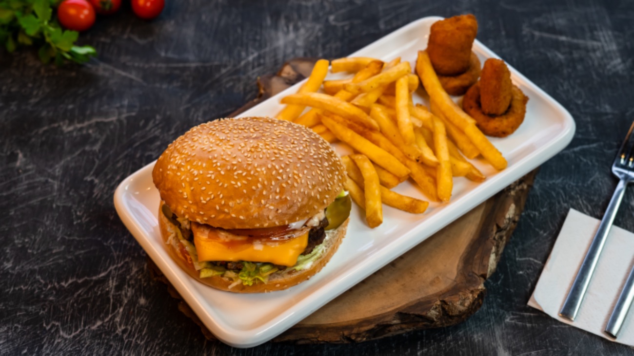 Cheese Burger Menü - 