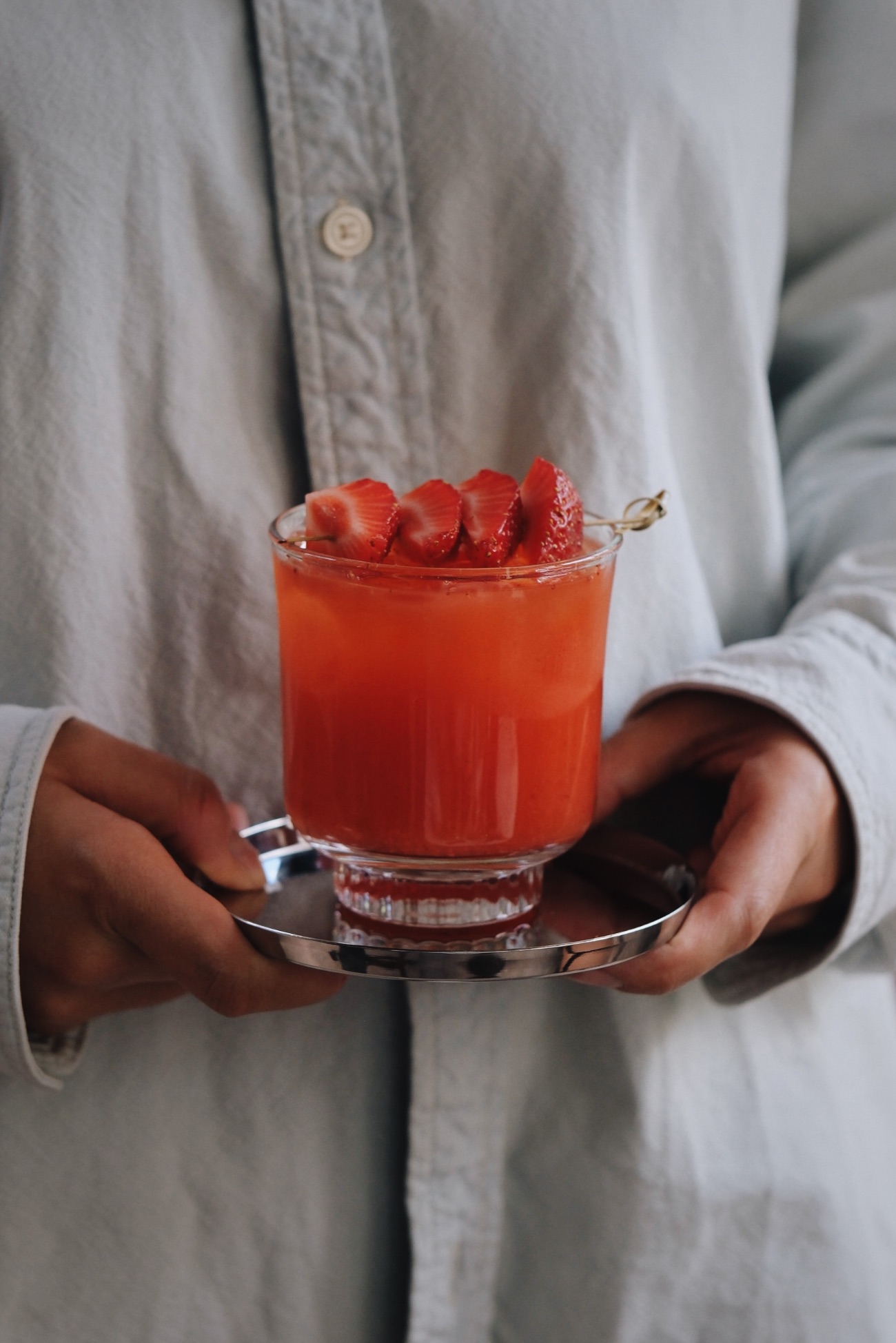 Berry Sunrise - Ev yapımı çilek püresi, taze sıkma portakal suyu, vanilya