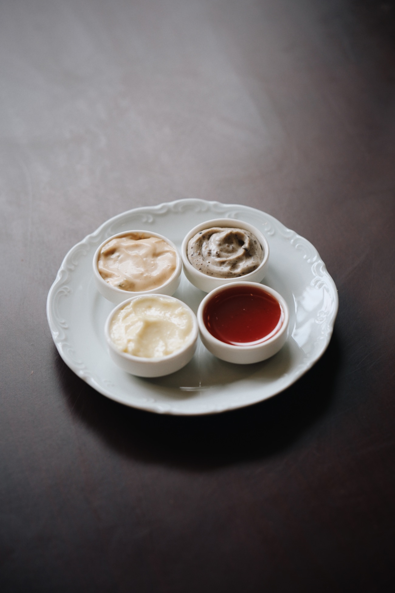 Sos Tabağı - basic sos, sweet chili, trüf mayonez, jalapeño sos